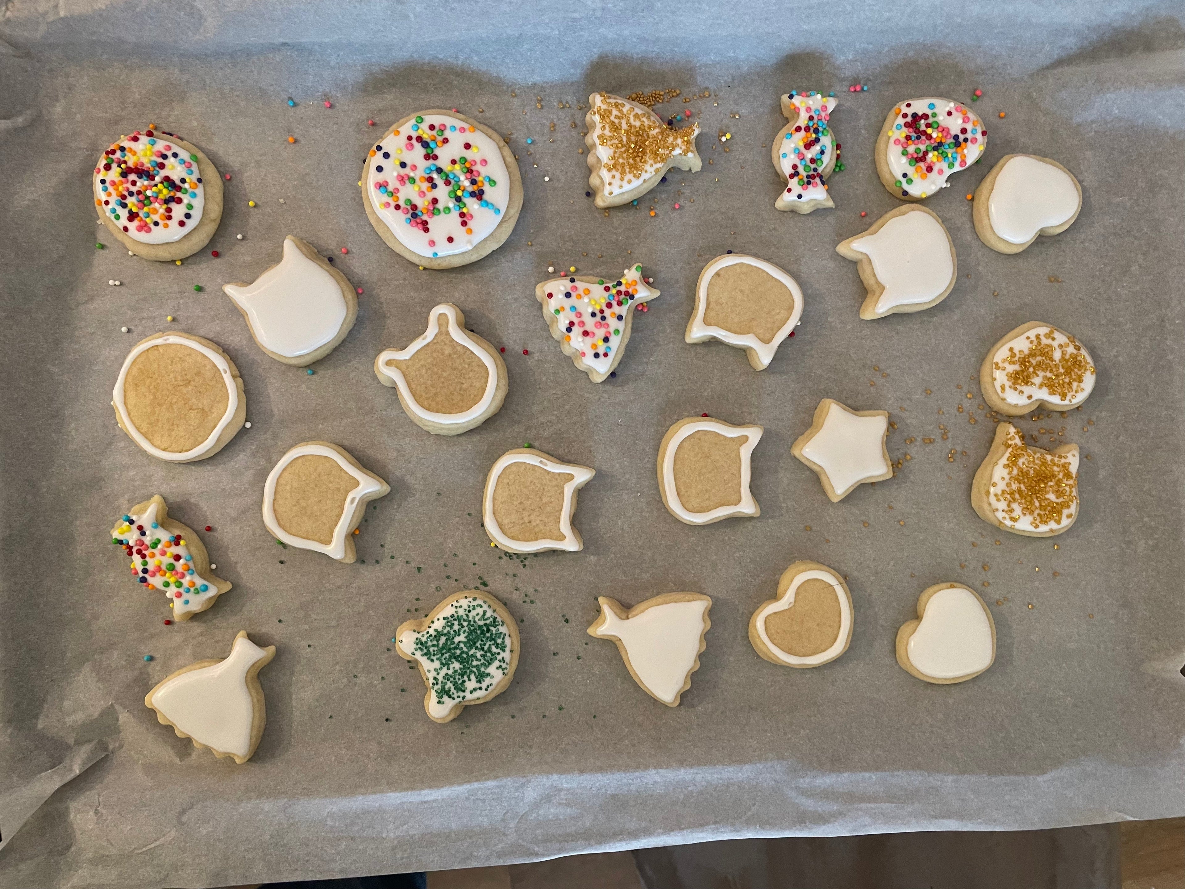 Iced Sugar Cookies (20 - 25)