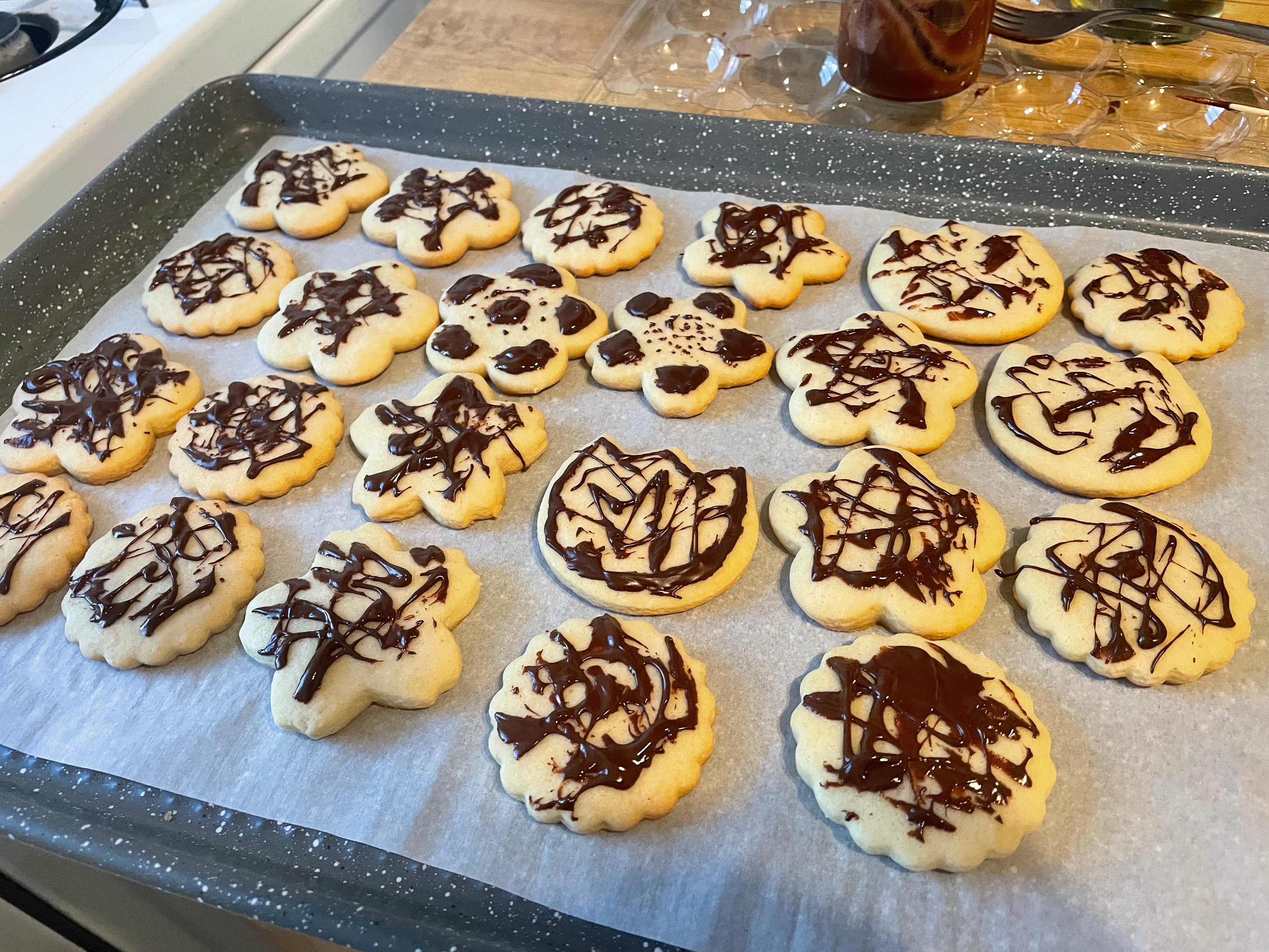 Chocolate Drizzled Ginger Cookies