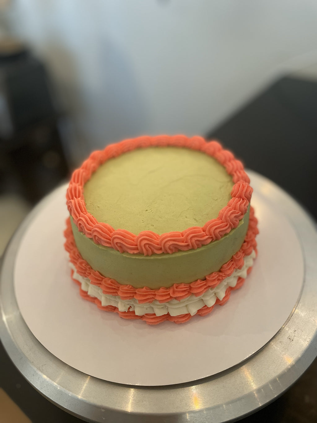 Customized 6-inch 2-layer cakes