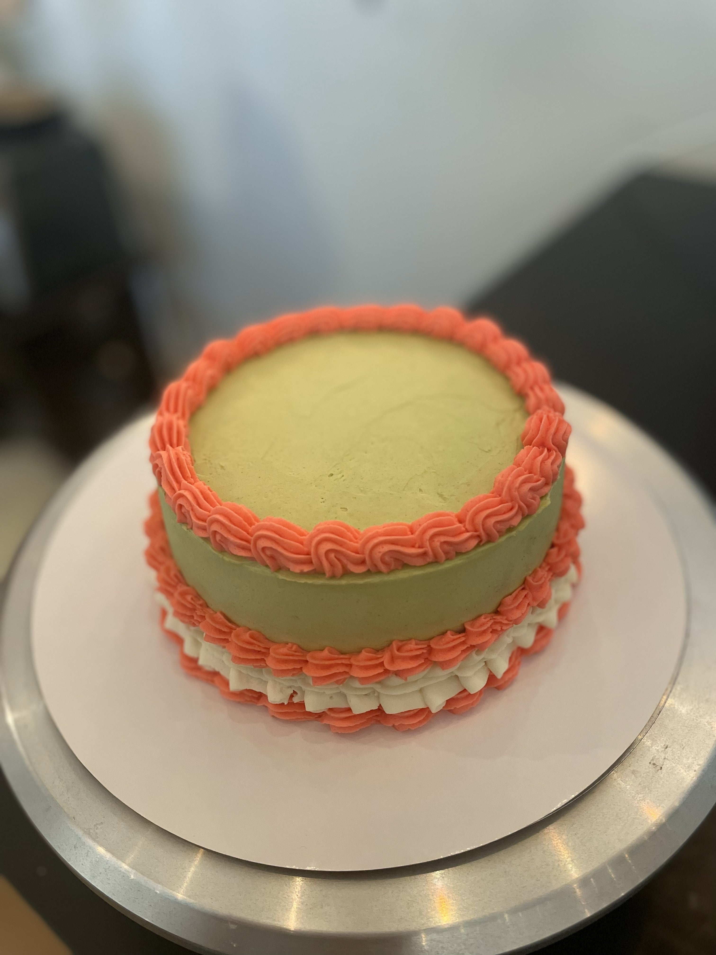 Customized 6-inch 2-layer cakes