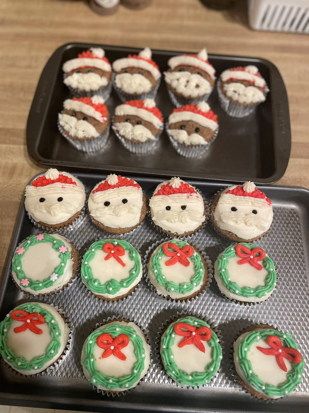 Customized Cupcakes (1)