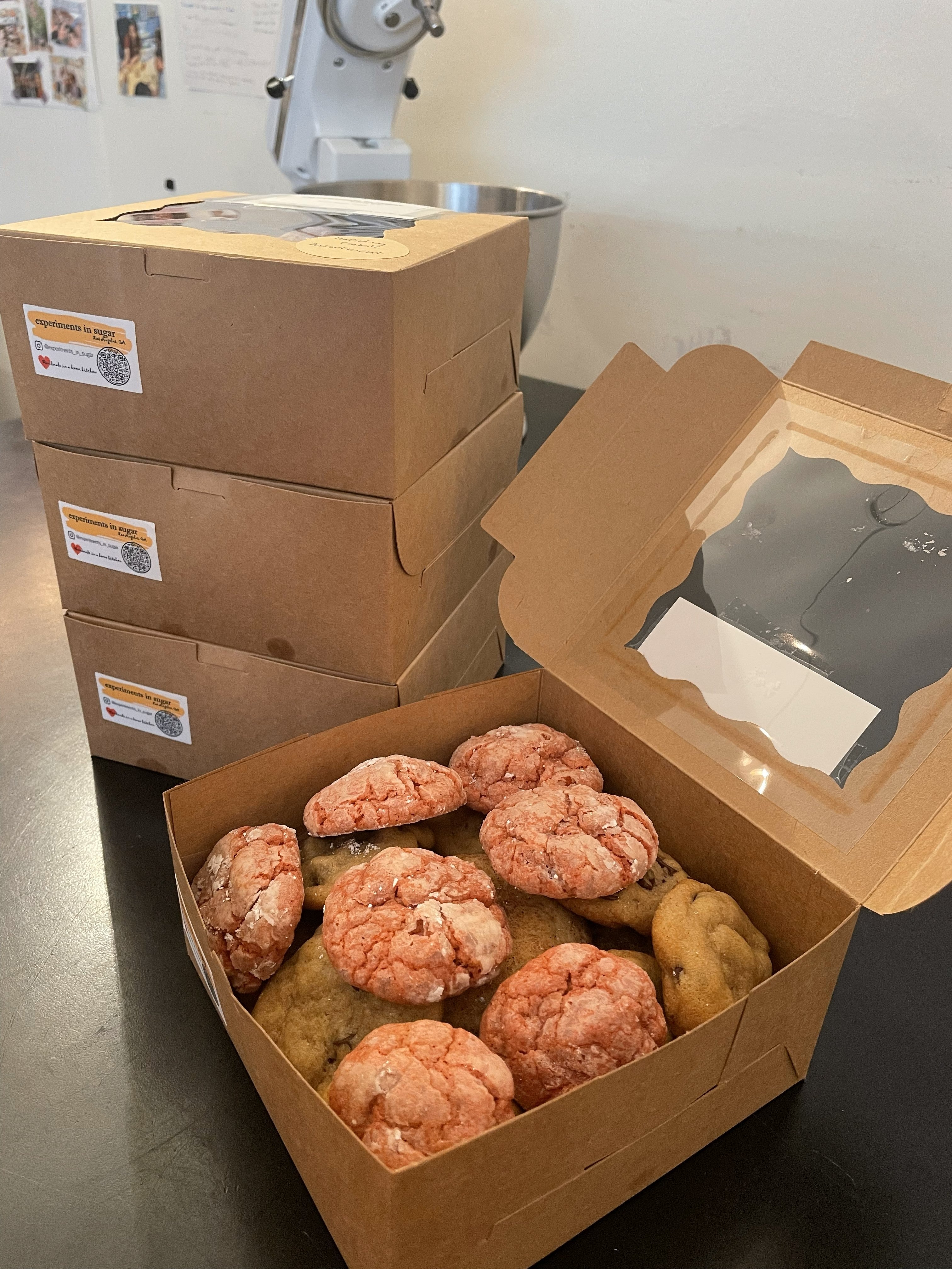 Holiday Cookie Sampler Box (20 - 25 cookies)